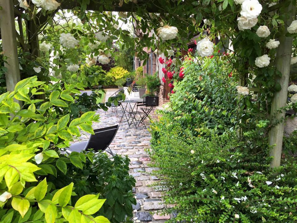 Le Manoir De La Campagne Hotell Yebleron Eksteriør bilde
